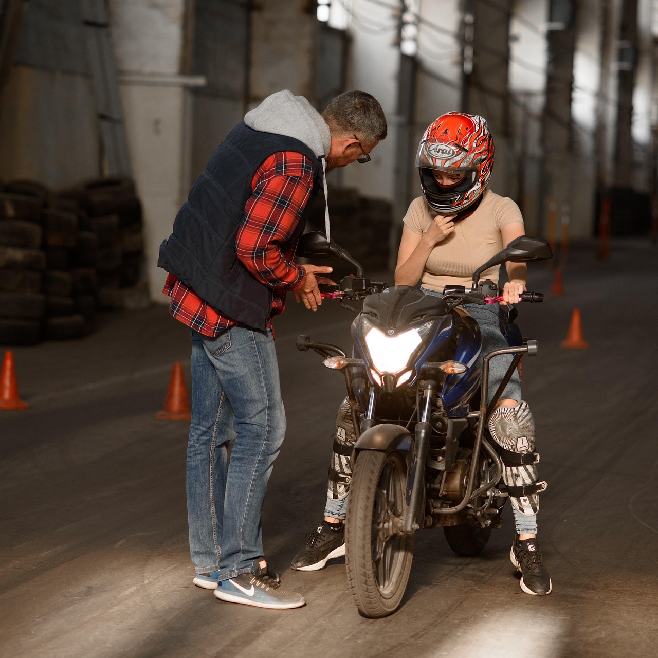 阿里云国际站实名账号：苹果 指纹详情下载教程app