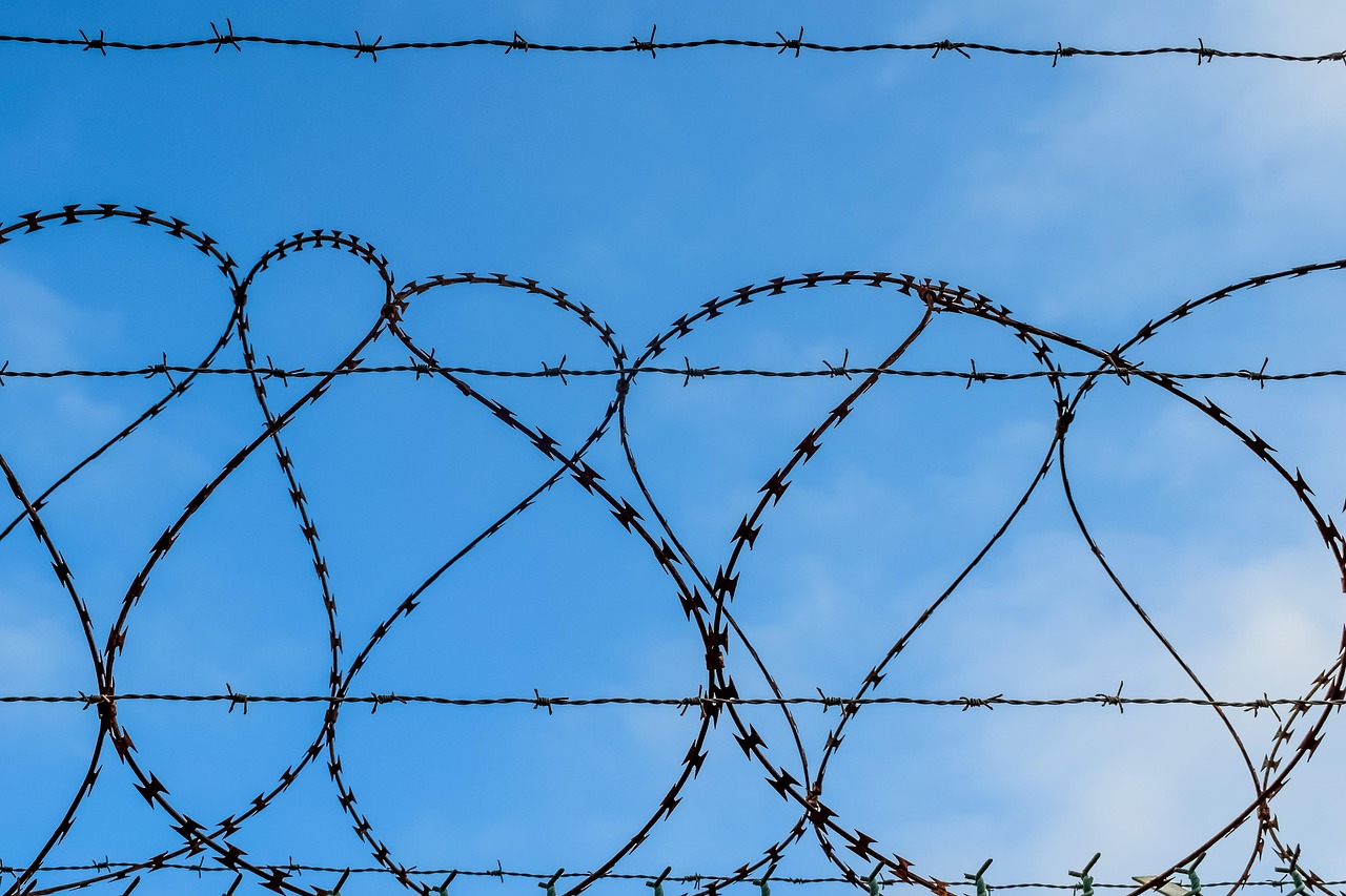 滴滴实名账号：如何找炒黄金开户平台